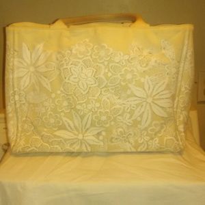 Authentic oscar de la renta